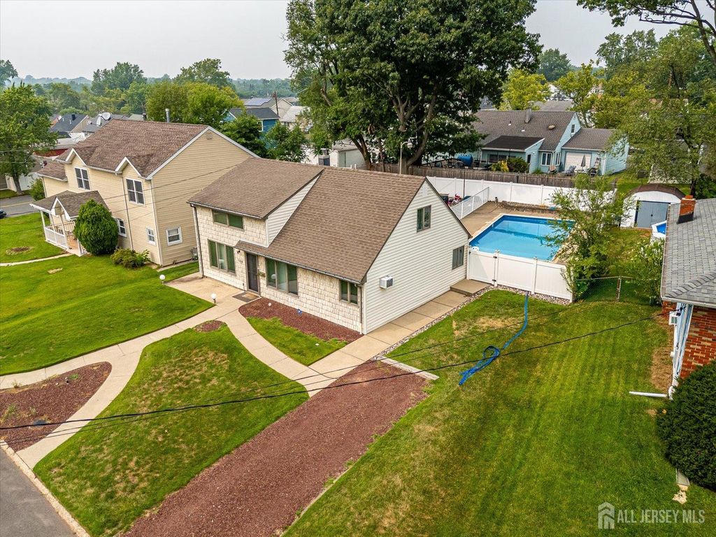 106 Washington Avenue, Iselin, NJ 08830