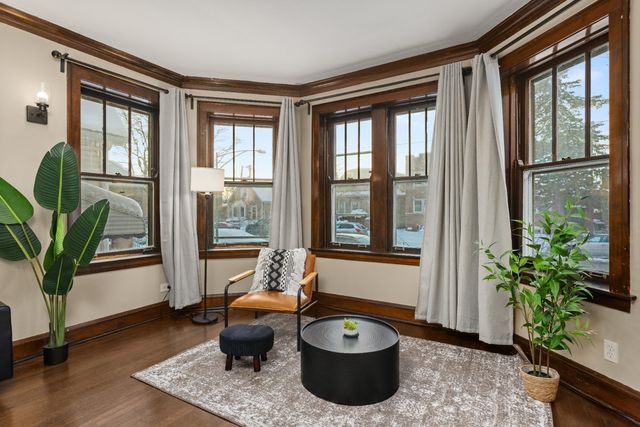 6029 N AUSTIN Avenue, Chicago, IL 60646