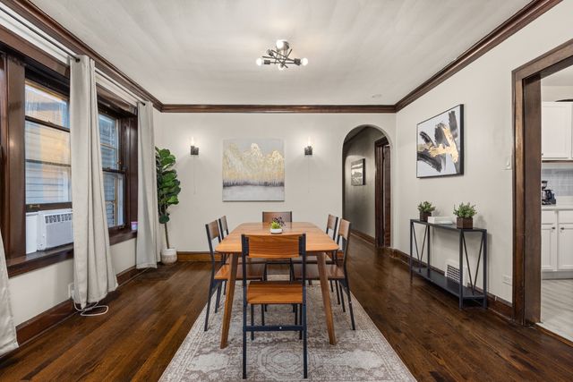 6029 N AUSTIN Avenue, Chicago, IL 60646