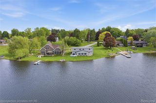 6672 Seth Court, Independence Charter Township, MI 48348