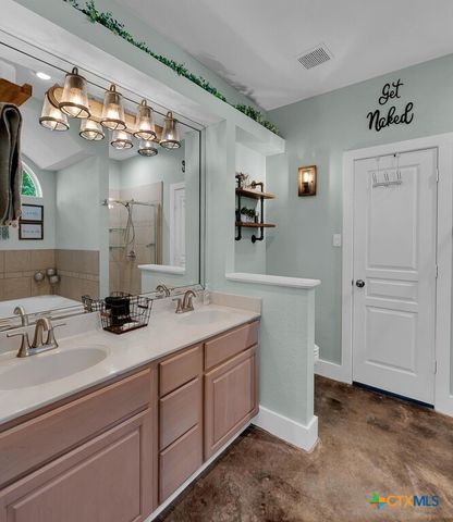 37 Bluebonnet Loop, Morgans Point Resort, TX 76513