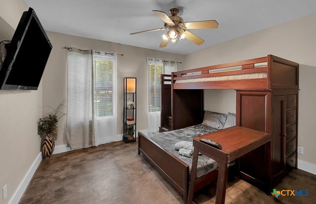 37 Bluebonnet Loop, Morgans Point Resort, TX 76513