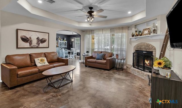 37 Bluebonnet Loop, Morgans Point Resort, TX 76513