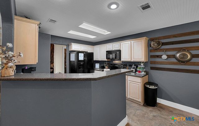 37 Bluebonnet Loop, Morgans Point Resort, TX 76513