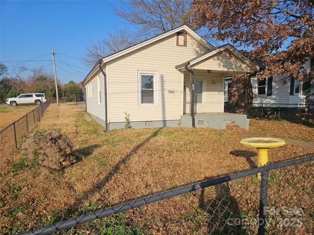 705 Cleveland Avenue, Kings Mountain, NC 28086