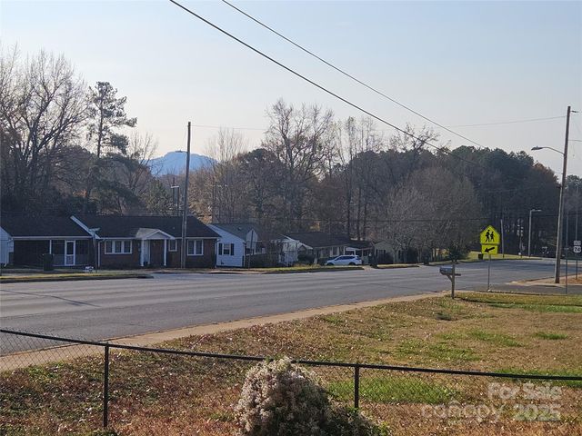 705 Cleveland Avenue, Kings Mountain, NC 28086