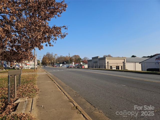 705 Cleveland Avenue, Kings Mountain, NC 28086