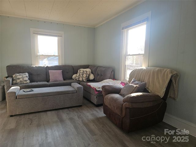 705 Cleveland Avenue, Kings Mountain, NC 28086