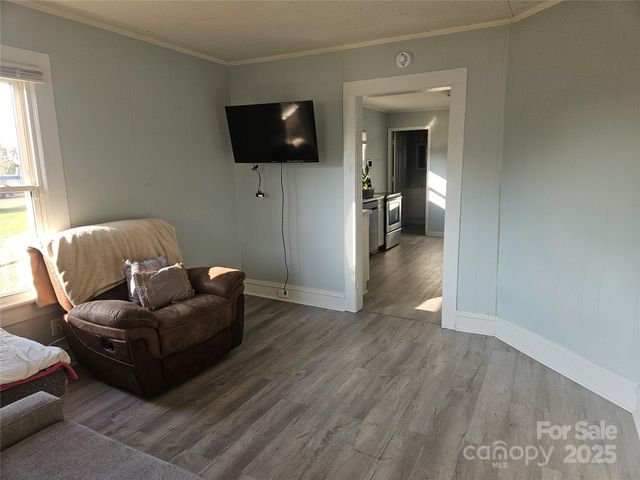 705 Cleveland Avenue, Kings Mountain, NC 28086