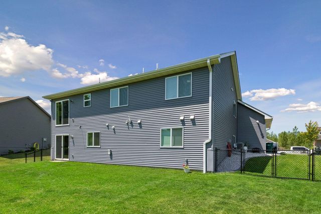 2131 River Bend Trail, Mayer, MN 55360