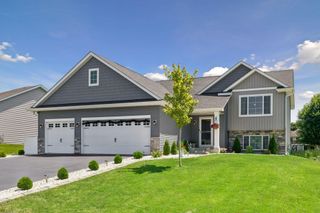 2131 River Bend Trail, Mayer, MN 55360