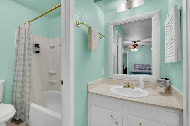 12402 Gotham Drive, Houston, TX 77089