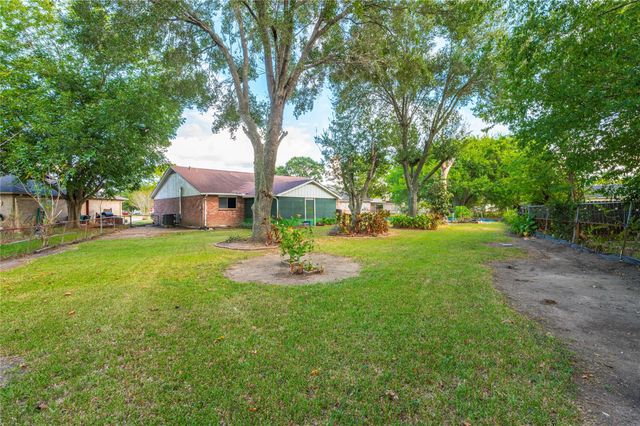 12402 Gotham Drive, Houston, TX 77089