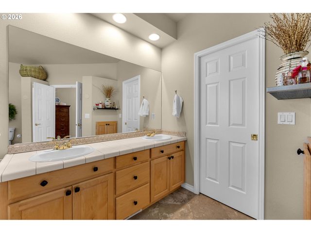 16210 Ne 92ND Ave, Battle Ground, WA 98604