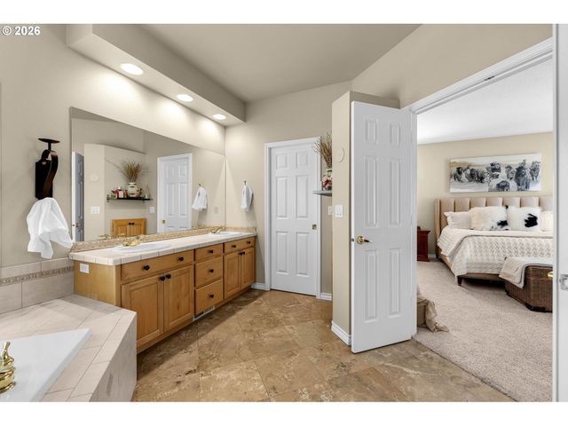 16210 Ne 92ND Ave, Battle Ground, WA 98604