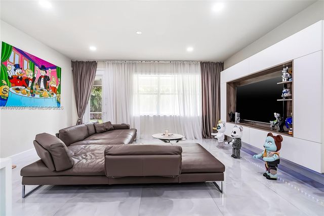 4566 Ficus Street, Hollywood, FL 33021