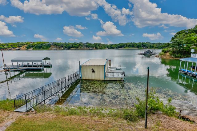 154 Parkview, Gainesville, TX 76240