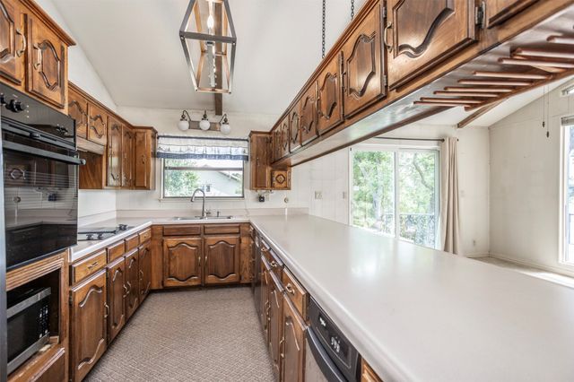 154 Parkview, Gainesville, TX 76240