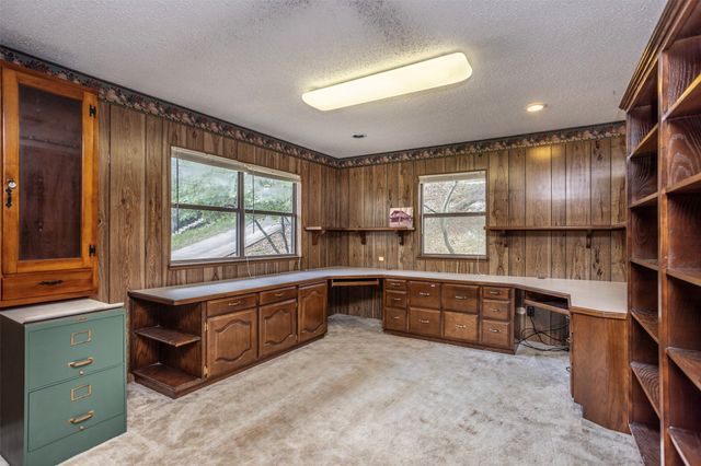 154 Parkview, Gainesville, TX 76240