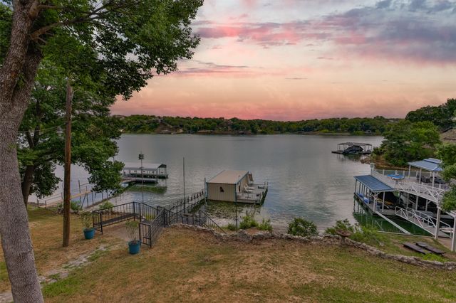 154 Parkview, Gainesville, TX 76240