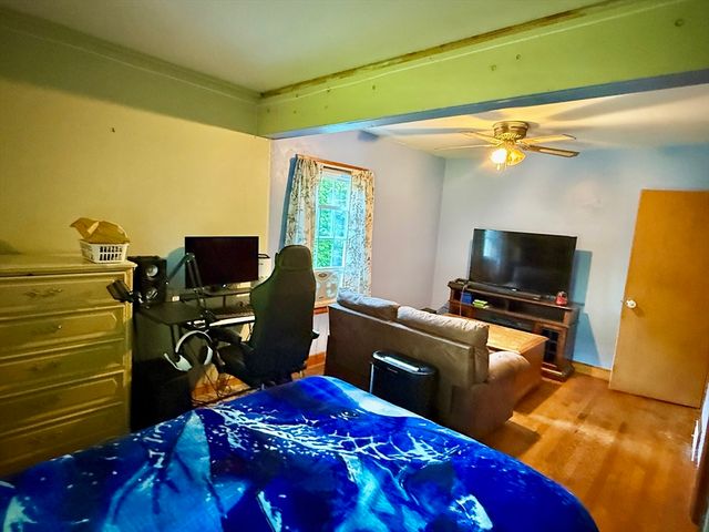 228 Palmer Rd, Monson, MA 01057
