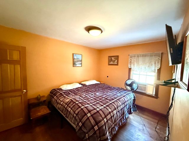 228 Palmer Rd, Monson, MA 01057