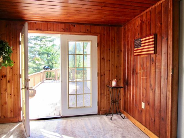 228 Palmer Rd, Monson, MA 01057