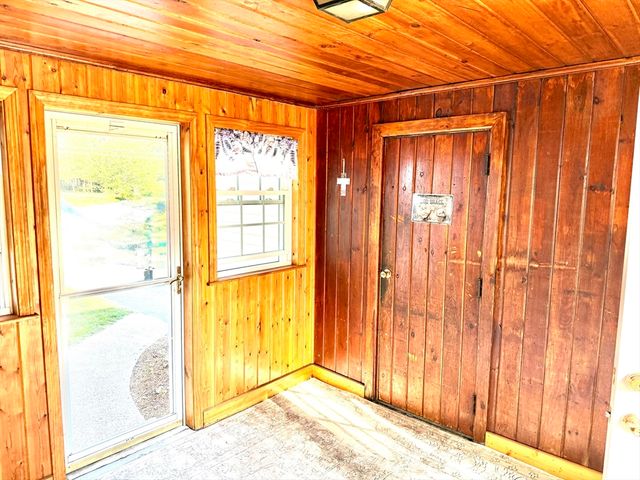 228 Palmer Rd, Monson, MA 01057