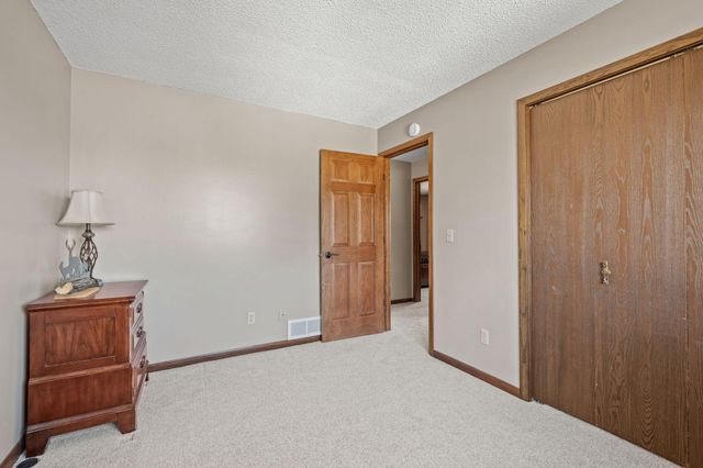 16988 Weaver Lake Drive, Maple Grove, MN 55311