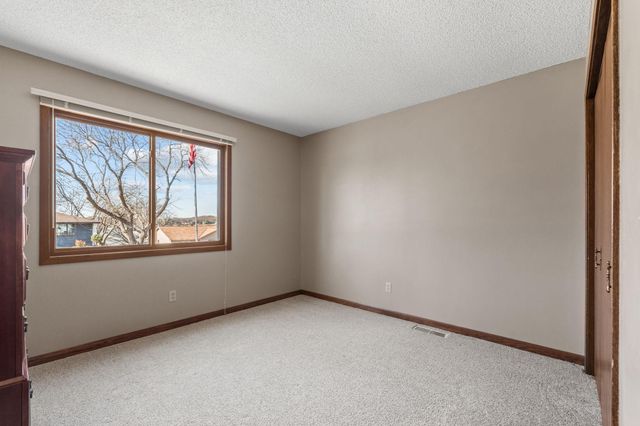 16988 Weaver Lake Drive, Maple Grove, MN 55311