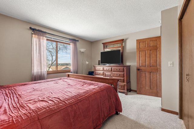 16988 Weaver Lake Drive, Maple Grove, MN 55311