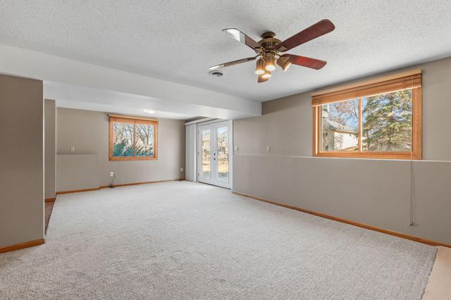 16988 Weaver Lake Drive, Maple Grove, MN 55311