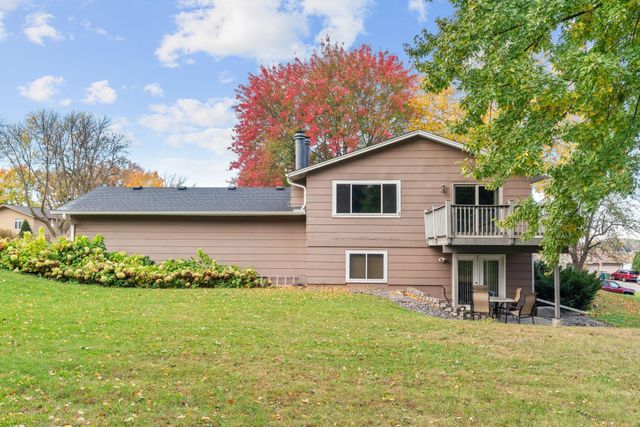 16988 Weaver Lake Drive, Maple Grove, MN 55311