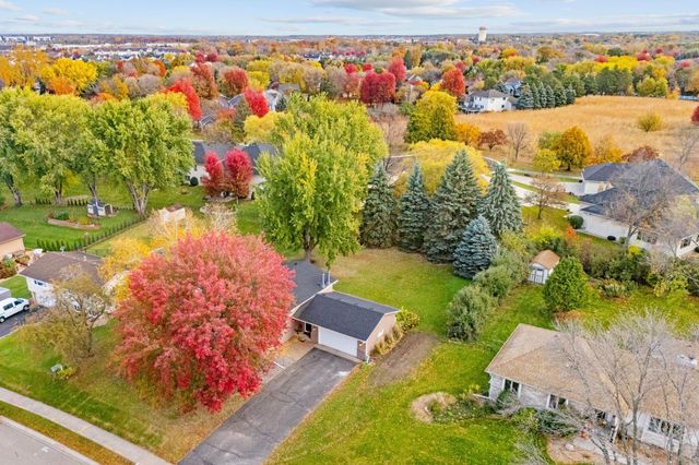 16988 Weaver Lake Drive, Maple Grove, MN 55311