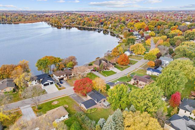 16988 Weaver Lake Drive, Maple Grove, MN 55311