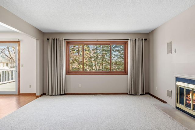 16988 Weaver Lake Drive, Maple Grove, MN 55311