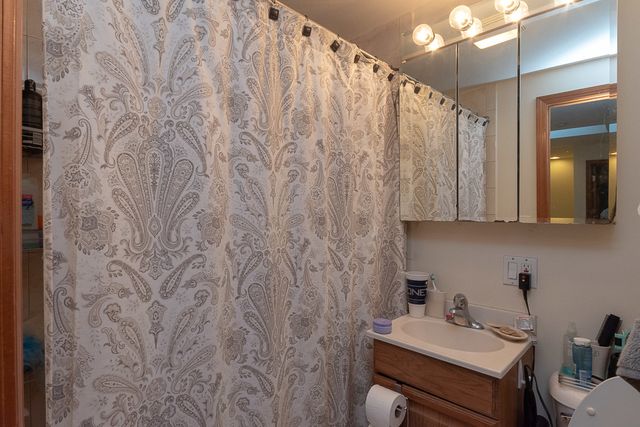 1644 W Augusta Boulevard House, Chicago, IL 60622
