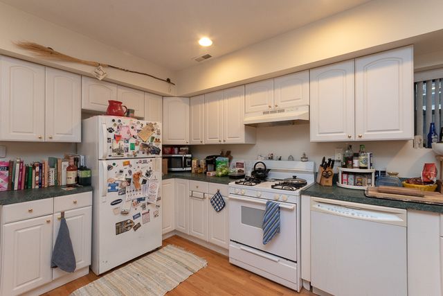 1644 W Augusta Boulevard House, Chicago, IL 60622