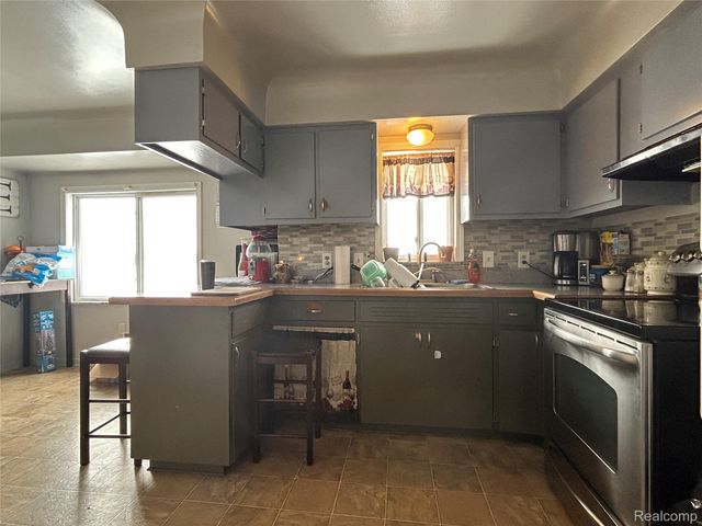 16401 Almont Road, Berlin Township, MI 48002