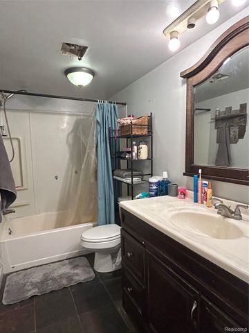 16401 Almont Road, Berlin Township, MI 48002