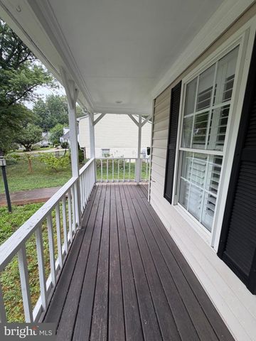 5705 SAILSTONE LN, Woodbridge, VA 22193