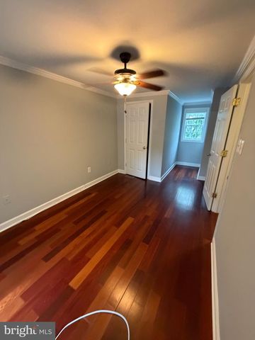 5705 SAILSTONE LN, Woodbridge, VA 22193