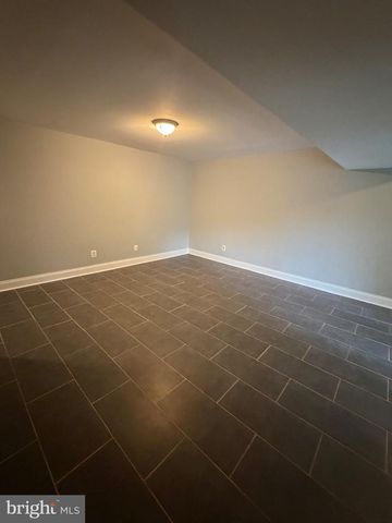 5705 SAILSTONE LN, Woodbridge, VA 22193