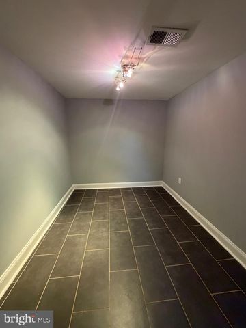 5705 SAILSTONE LN, Woodbridge, VA 22193