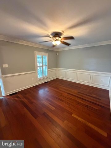 5705 SAILSTONE LN, Woodbridge, VA 22193