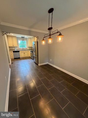 5705 SAILSTONE LN, Woodbridge, VA 22193