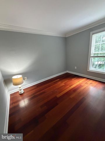 5705 SAILSTONE LN, Woodbridge, VA 22193