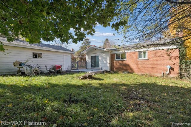 1149 Parallel Street, Fenton, MI 48430