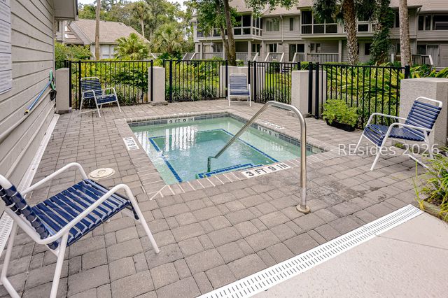 109 Windward Village Dr, Hilton Head Island, SC 29928