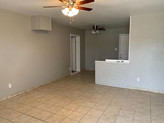 2209 E 29th Street, Lubbock, TX 79404